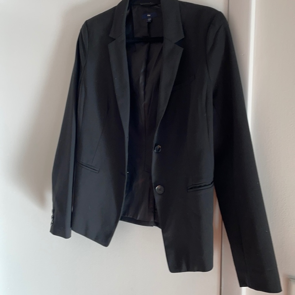 Gap black blazer-Size 6